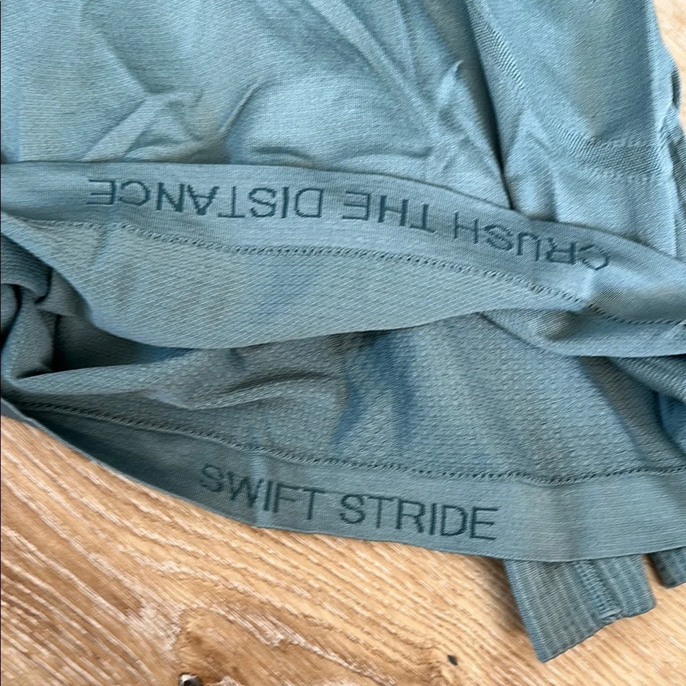 Lululemon Athletica Swiftly Tech Long Sleeve in Green - Picture 8 of 9